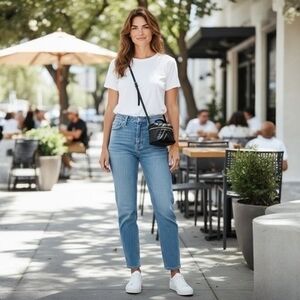 Zara Mini Quilted Leatherette Crossbody Bag Black Zipped Top 6.5x3x5 Adjustable